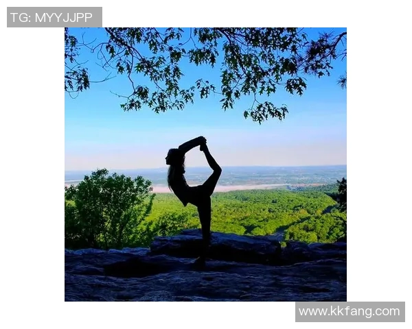 瑜伽修行之道：身心合一与内在平衡的深度探索与实践