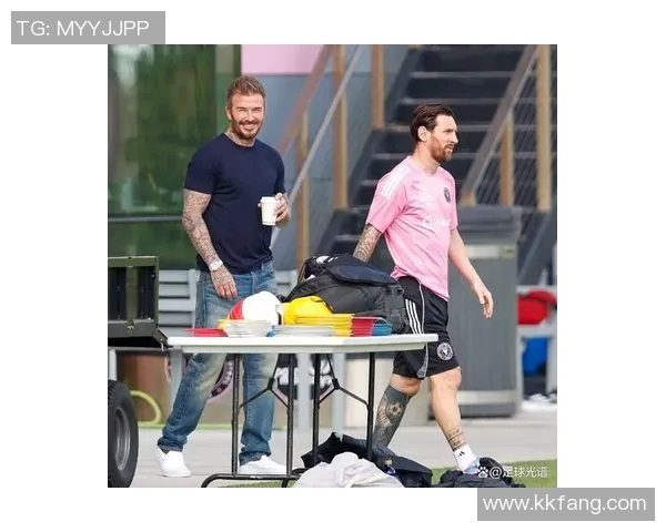 贝克汉姆传奇人生回顾：从足球巨星到全球时尚与慈善偶像